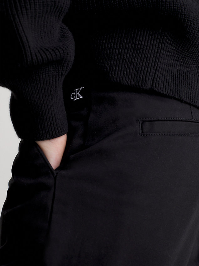 pantalones chinos rectos black de nino calvin klein jeans