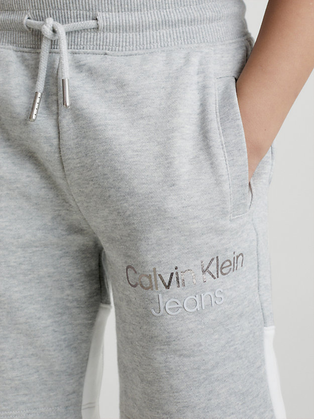 light grey heather / white colourblock jogger shorts for boys calvin klein jeans