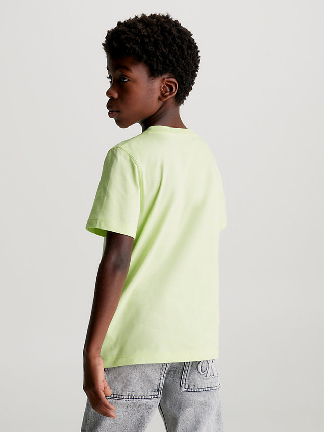 t-shirt con logo taglio relaxed green da boys calvin klein jeans