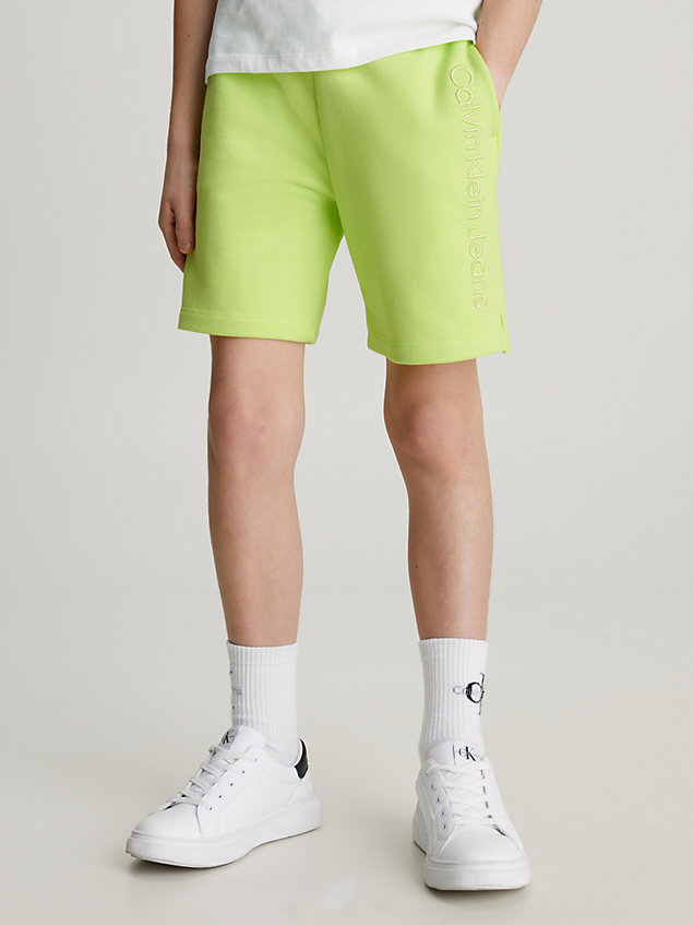 green szorty dresowe z materiału frotte z logo dla chłopcy - calvin klein jeans