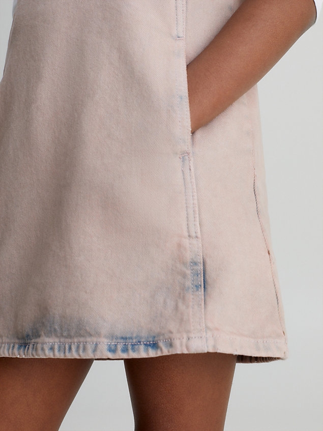 pink denim overdye pinafore jurk voor meisjes - calvin klein jeans