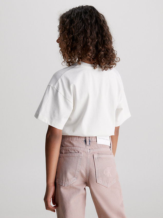 white boxy t-shirt met getailleerd logo voor meisjes - calvin klein jeans