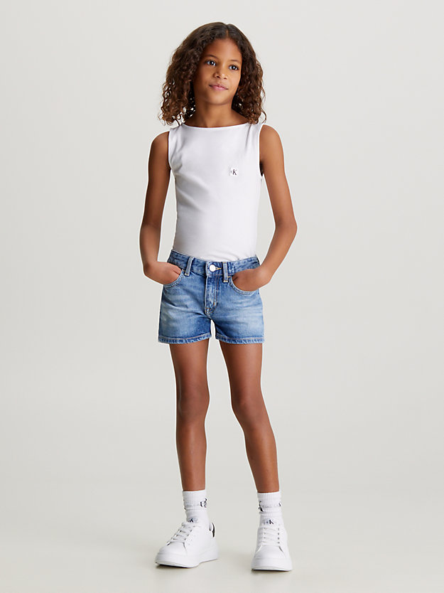bright white top bez rękawów z bawełny ze stretchem dla dziewczynki - calvin klein jeans