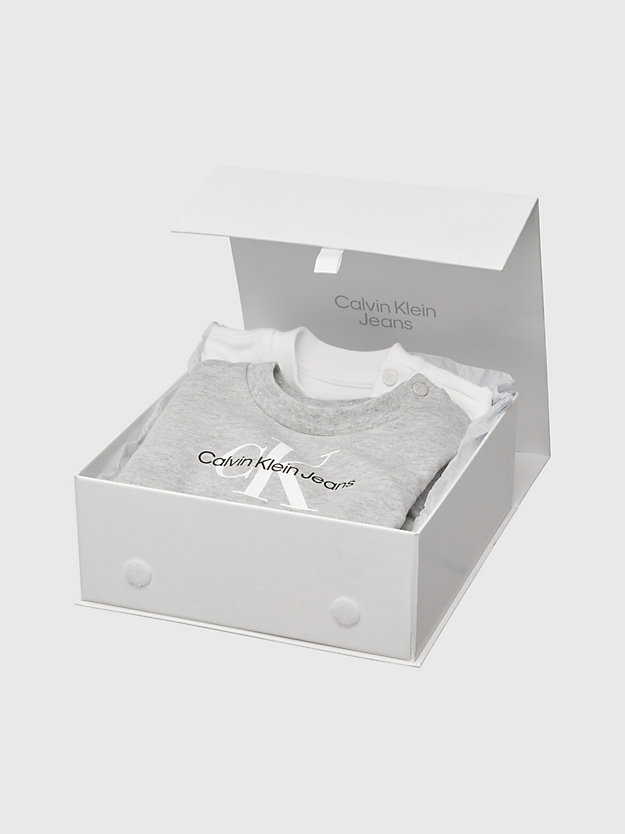 light grey heather newborn starter giftpack for newborn calvin klein jeans