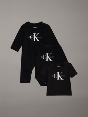 black newborn essentials logo giftset for newborn calvin klein jeans