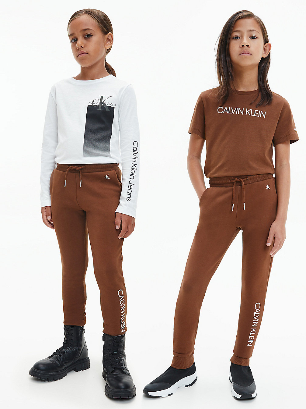 MILK CHOCOLATE Unisex Slim Joggers undefined kids unisex Calvin Klein