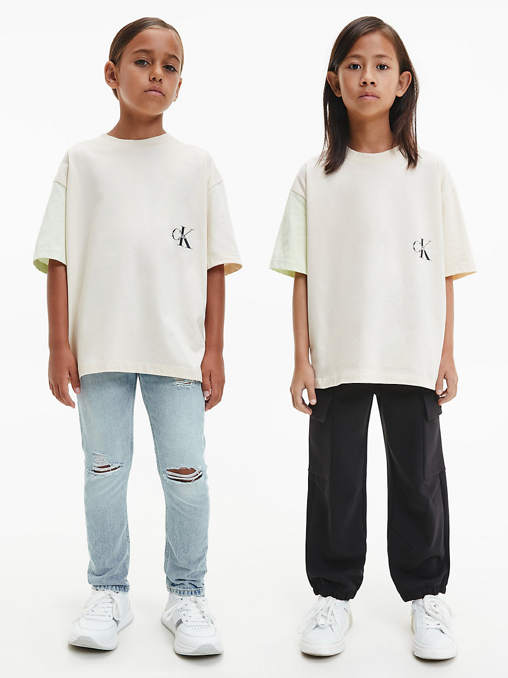 MUSLIN Unisex Oversized T-Shirt Met Colourblock undefined kids unisex Calvin Klein