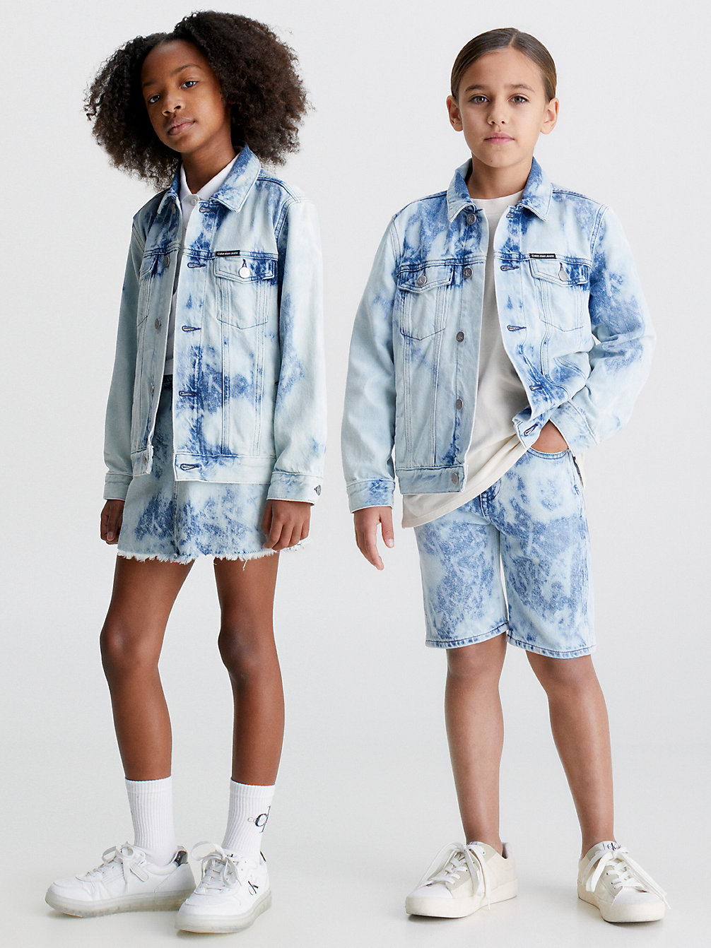 AOP LAZER TRUCKER Kids Denim Tie Dye Jacket undefined kids unisex Calvin Klein