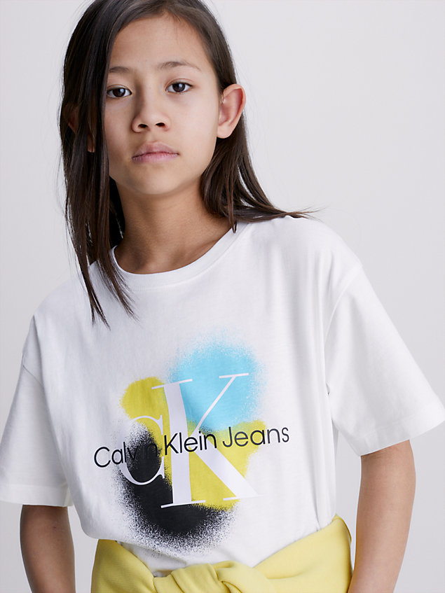 white unisex spray print t-shirt for kids unisex calvin klein jeans