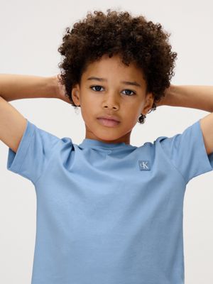 t-shirt pour enfant faded denim pour enfants genre inclusif calvin klein jeans