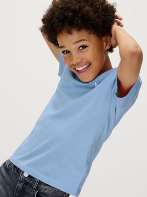 t-shirt pour enfant faded denim pour enfants genre inclusif calvin klein jeans