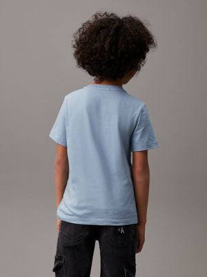 t-shirt pour enfant faded denim pour enfants genre inclusif calvin klein jeans