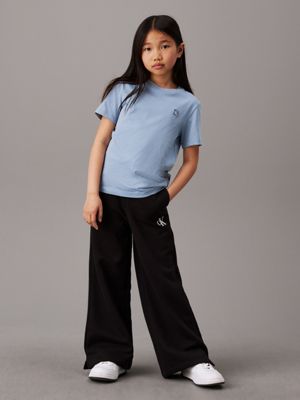 t-shirt pour enfant faded denim pour enfants genre inclusif calvin klein jeans