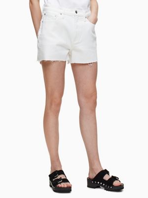 white jeans short