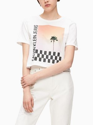 white t-shirt mit foto-print aus bio-baumwolle für damen - calvin klein jeans