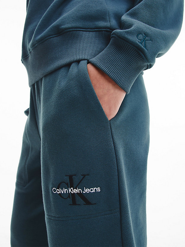 dark seaweed lässige monogramm-jogginghose für damen - calvin klein jeans
