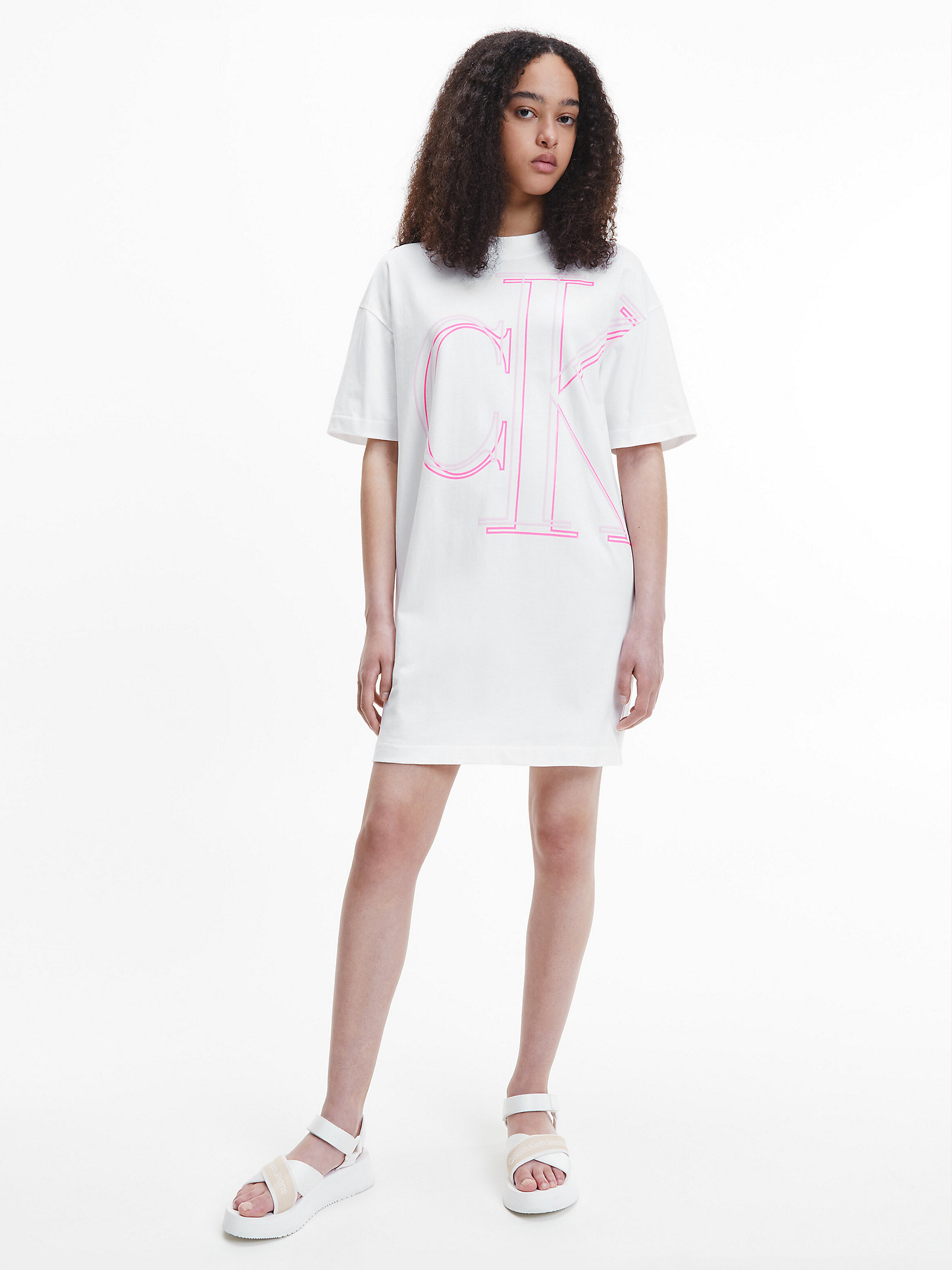Bright White Lässiges Monogramm-T-Shirt-Kleid undefined Damen Calvin Klein