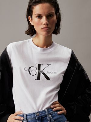 Calvin klein women's on sale logo t shirt