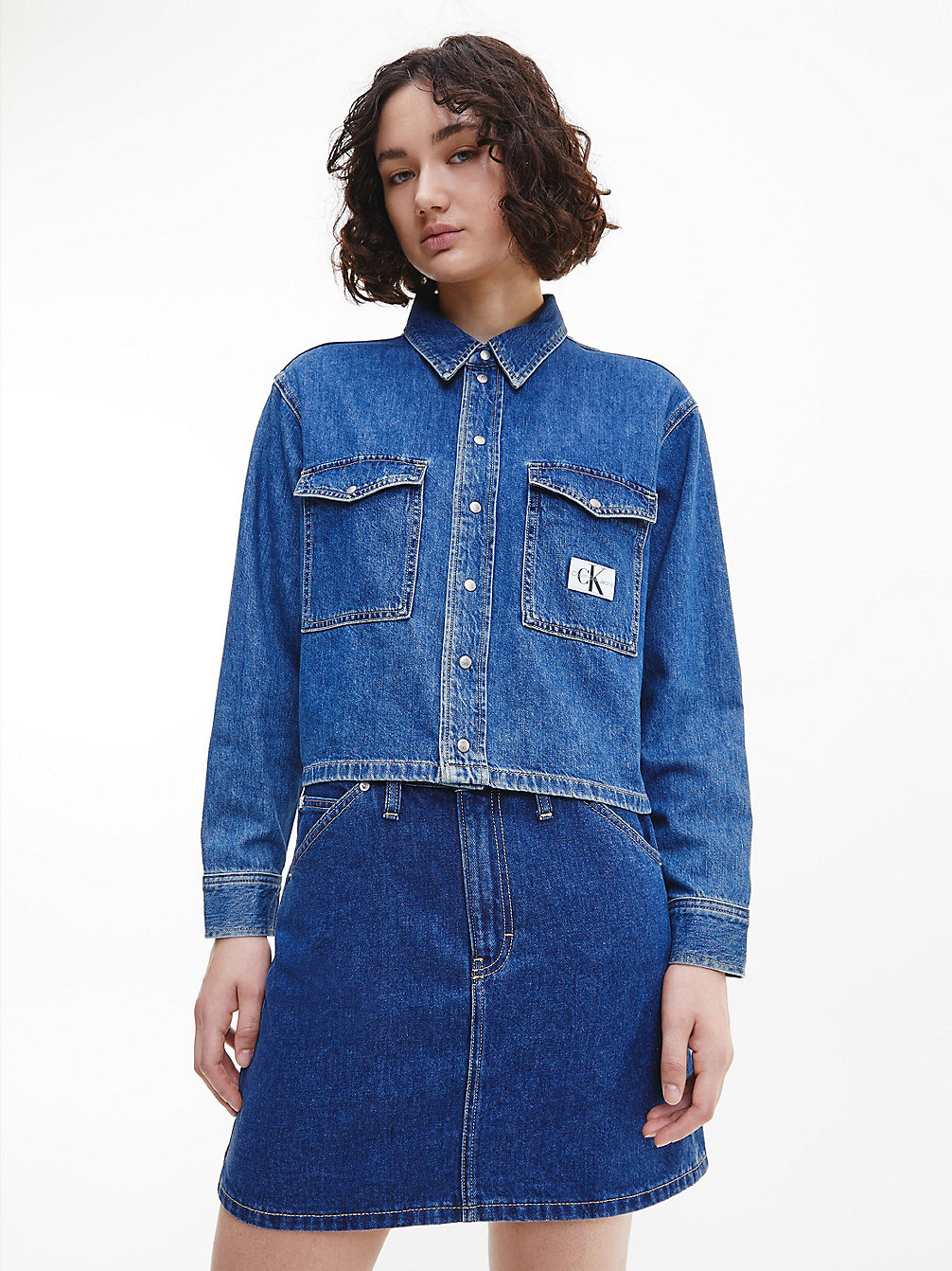 DENIM MEDIUM > Укороченная джинсовая рубашка > undefined Женщины - Calvin Klein