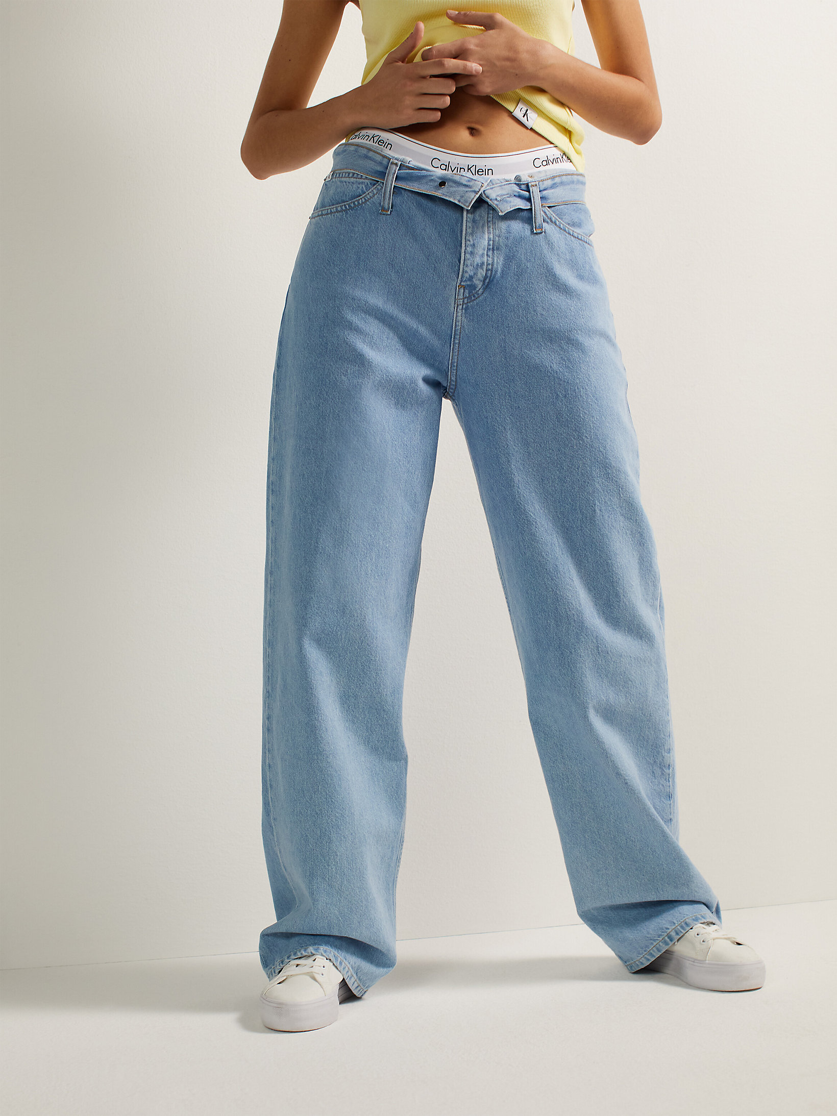 Denim Light High Rise Relaxed Jeans undefined donna Calvin Klein