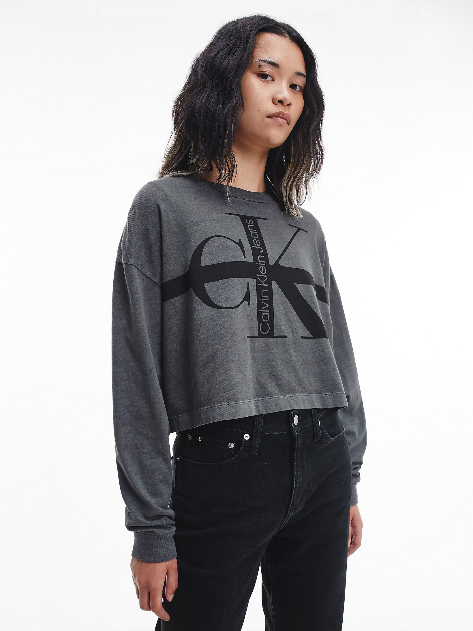 Industrial Grey Lässiges Langärmliges Logo-T-Shirt undefined Damen Calvin Klein
