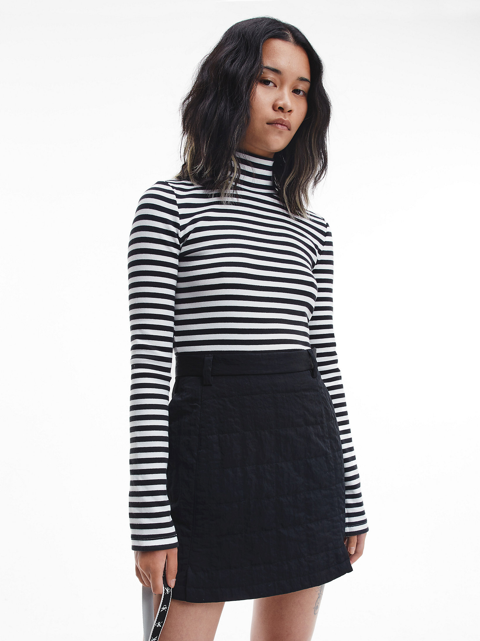 CK Black / Bright White Stripe > Wąski Prążkowany Top Z Półgolfem > undefined Kobiety - Calvin Klein