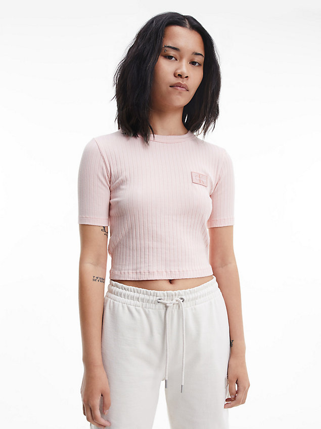 pink slim cropped badge t-shirt for women calvin klein jeans