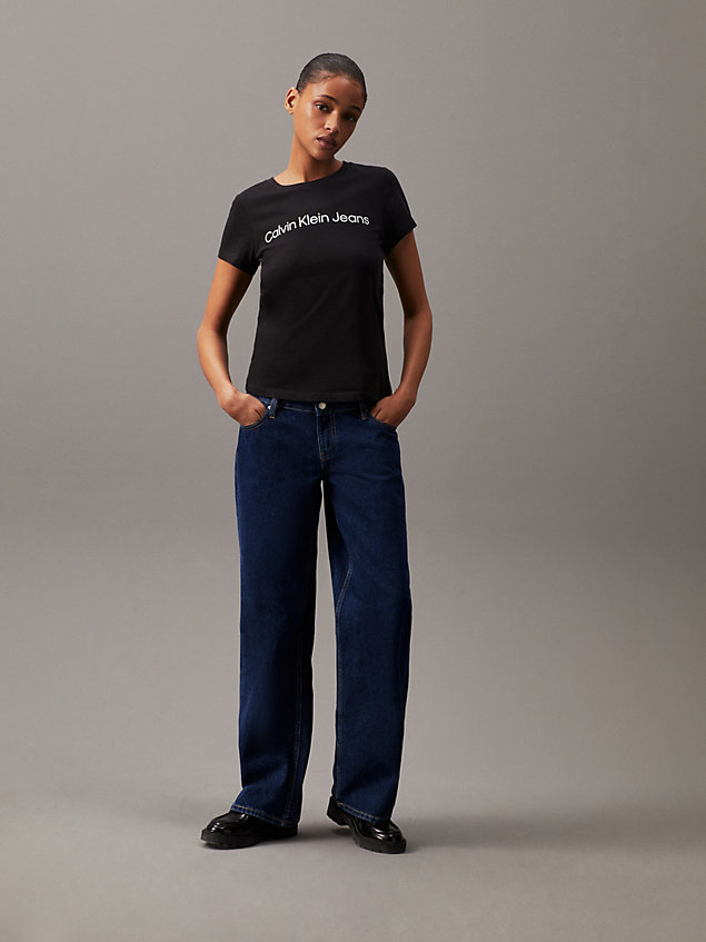 black wąski t-shirt z logo z bawełny organicznej dla kobiety - calvin klein jeans