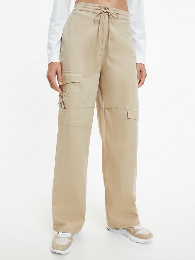 pantalon cargo en sergé de coton beige pour femmes calvin klein jeans