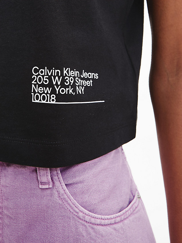black cropped t-shirt aus bio-baumwolle für damen - calvin klein jeans