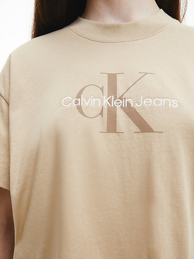 t-shirt court avec monogramme travertine pour femmes calvin klein jeans