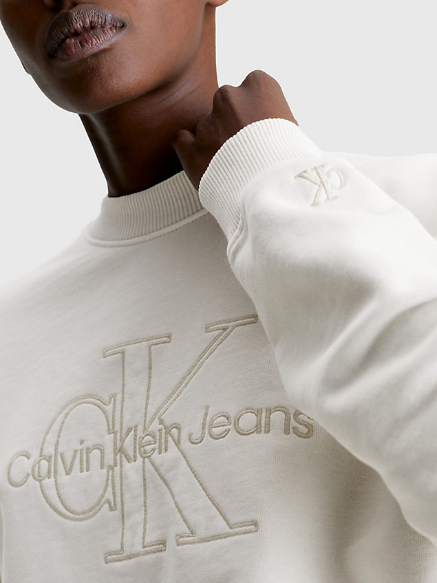 beige cropped geborduurd sweatshirt voor dames - calvin klein jeans