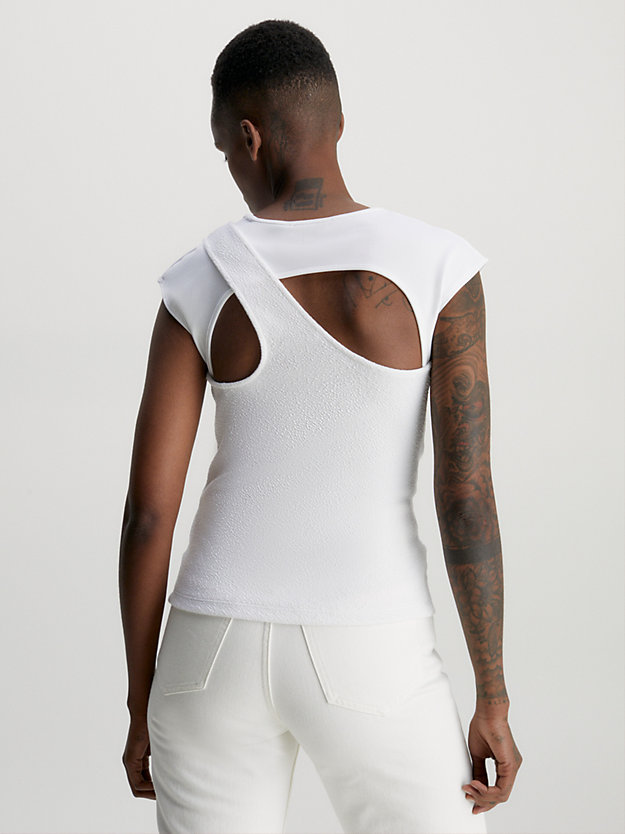 bright white top z wycięciem z marszczonego, rozciągliwego materiału dla kobiety - calvin klein jeans