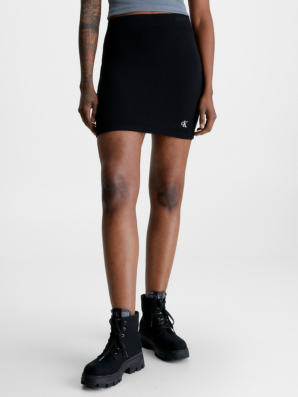 CK BLACK > Seersucker Stretch Mini Skirt > undefined Женщины - Calvin Klein