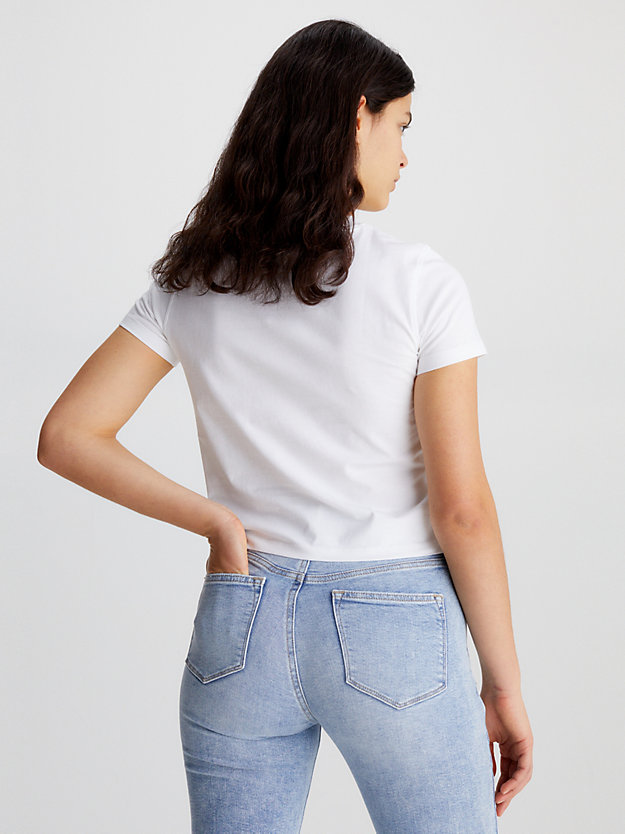 bright white cropped logo-t-shirt für damen - calvin klein jeans