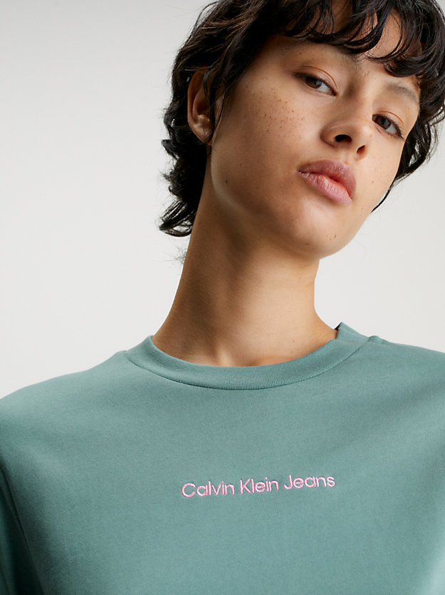 arctic / neon pink katoenen t-shirt voor dames - calvin klein jeans