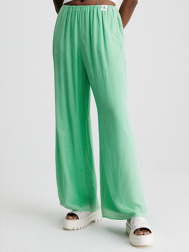 pantalón con pierna ancha de rayón arrugado green de mujeres calvin klein jeans