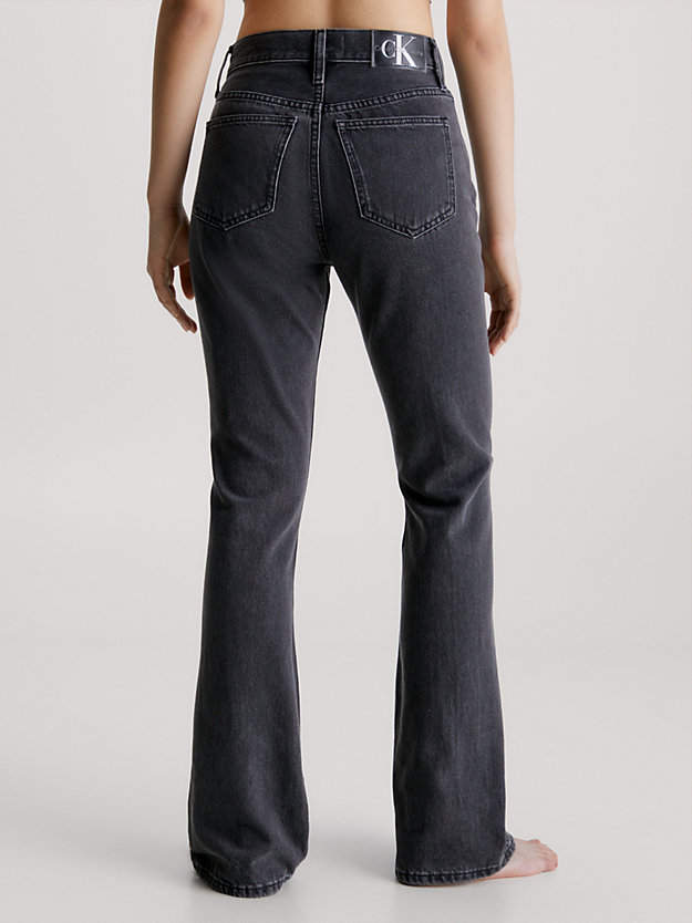 jean bootcut authentique denim black pour femmes calvin klein jeans