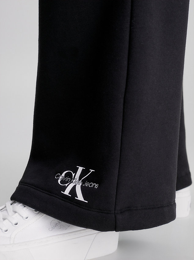 black spodnie dresowe z prostymi nogawkami i monogramem dla kobiety - calvin klein jeans