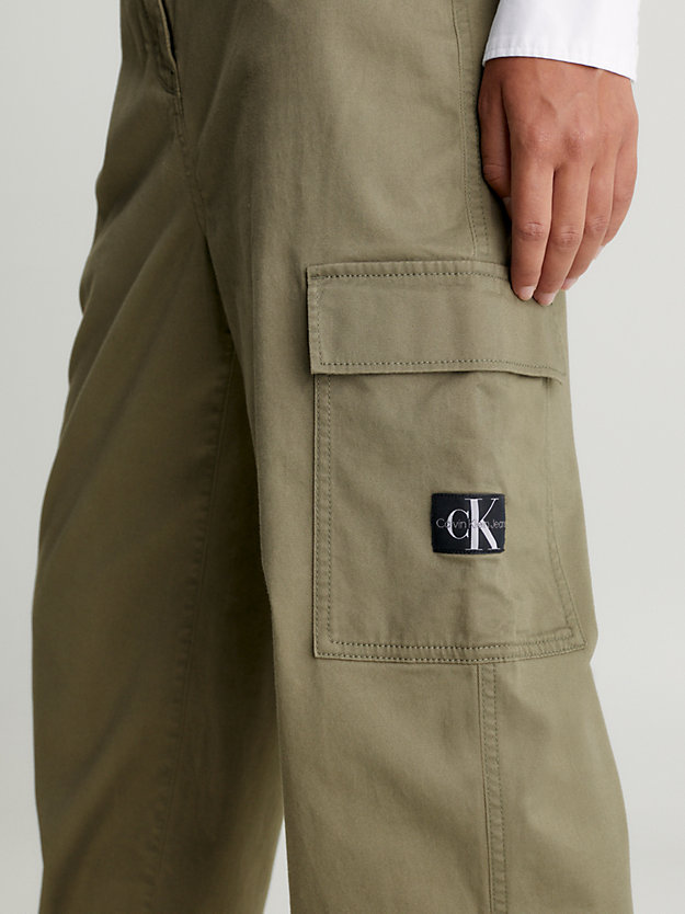 pantalon cargo en sergé de coton dusty olive pour femmes calvin klein jeans