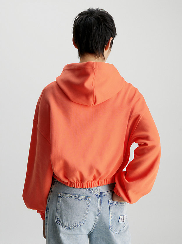summer squash/crushed orange bluza z kapturem z logo o krótkim fasonie dla kobiety - calvin klein jeans