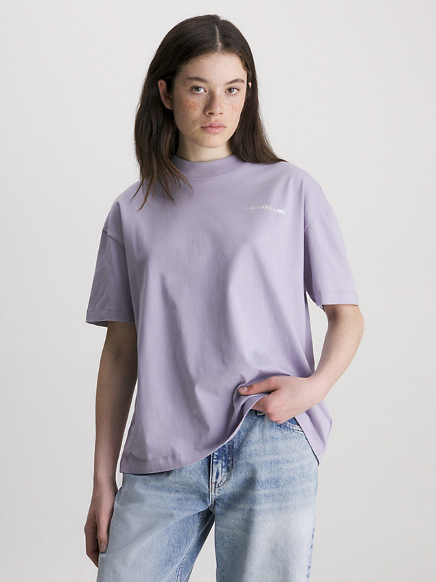 purple relaxed t-shirt met logo achterzijde voor dames - calvin klein jeans