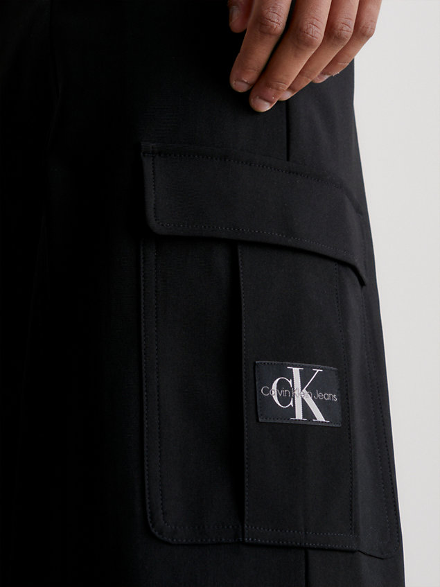 black dresowe bojówki z materiału technicznego dla kobiety - calvin klein jeans