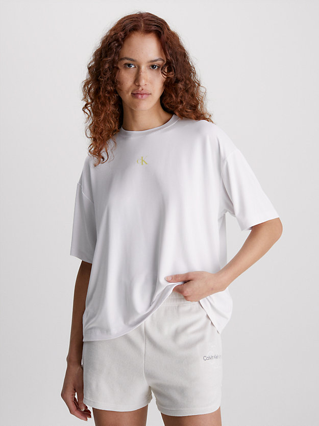 bright white oversized back logo t-shirt for women calvin klein jeans
