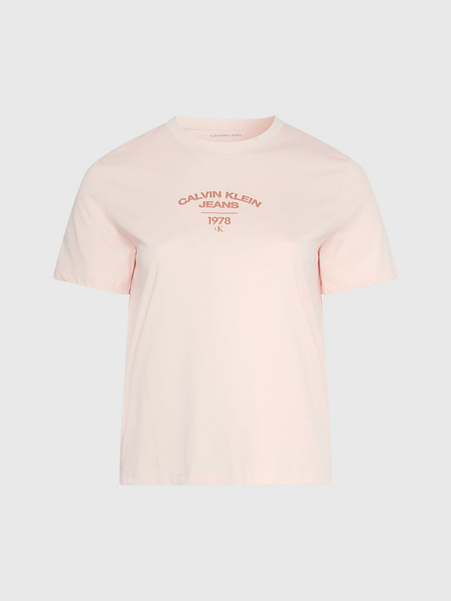 pink t-shirt z uniwersyteckim logo plus size dla kobiety - calvin klein jeans