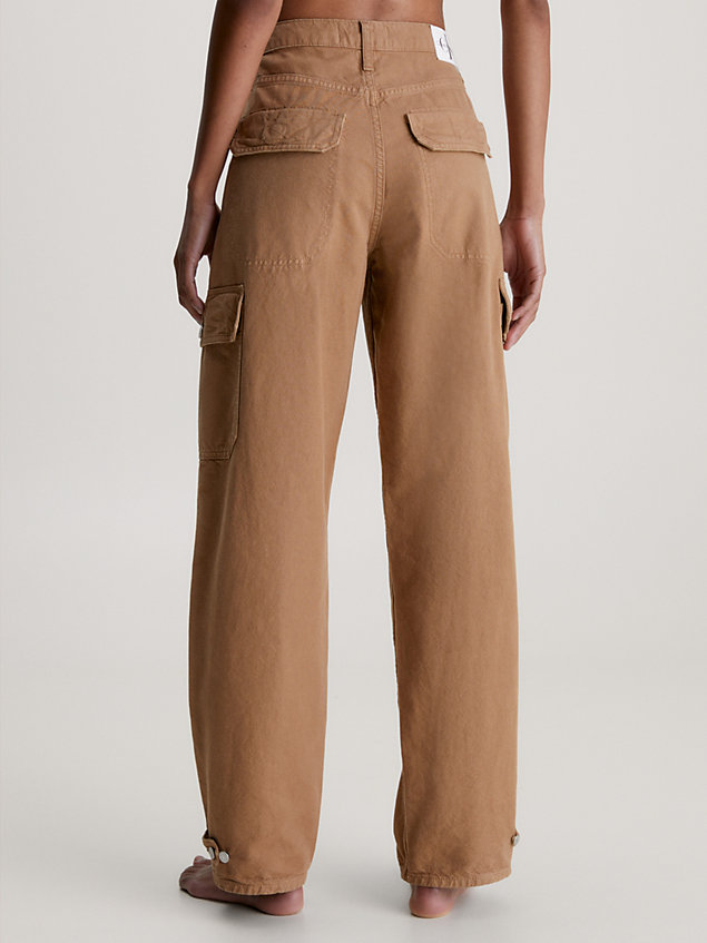 pantalon cargo en toile de coton brown pour femmes calvin klein jeans