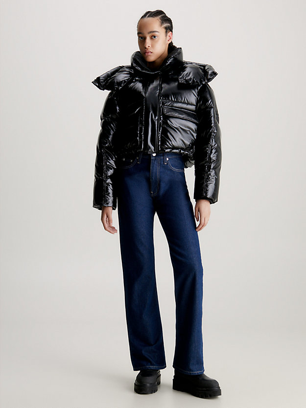 ck black cropped hoogglans pufferjack voor dames - calvin klein jeans