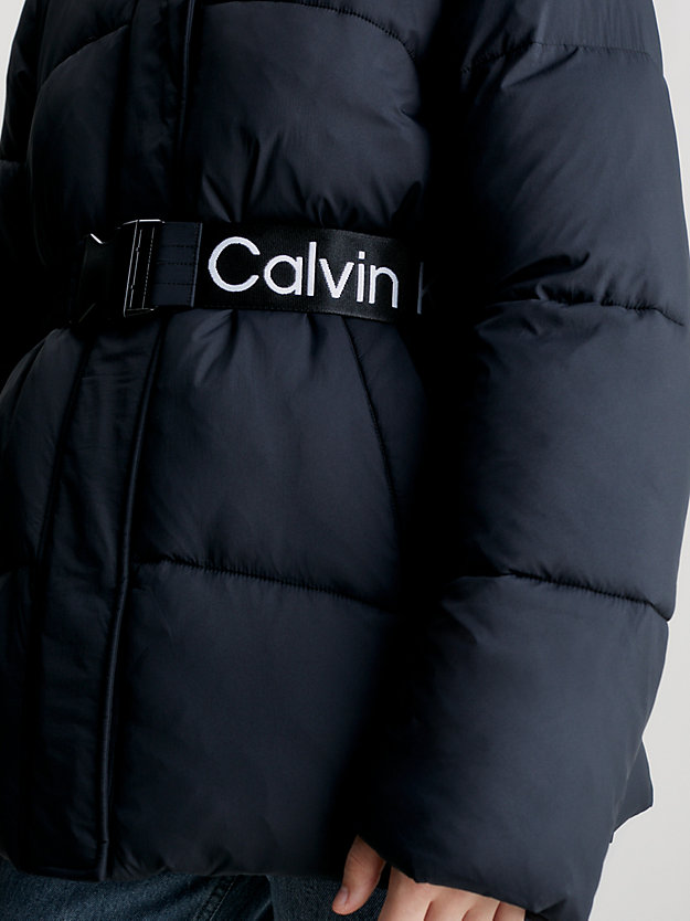ck black nylonowa kurtka puchowa z paskiem dla kobiety - calvin klein jeans