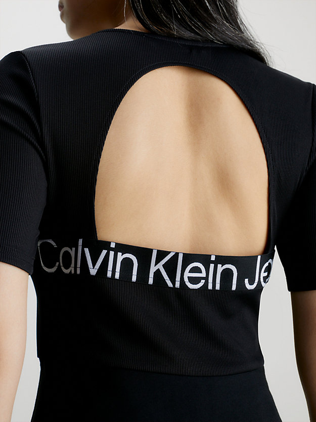ck black skaterjurk met logo tape en uitsnijding voor dames - calvin klein jeans