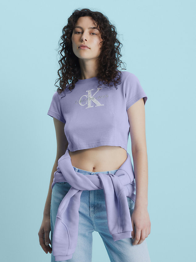 t-shirt court avec monogramme purple pour femmes calvin klein jeans
